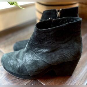 Eileen Fisher Leather boots